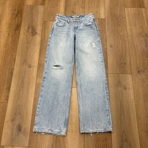 🌟LEVI'S🌟 LOW LOOSE WIDE LEG LOW RISE DISTRESSED JEANS LIGHT WASH SZ 25